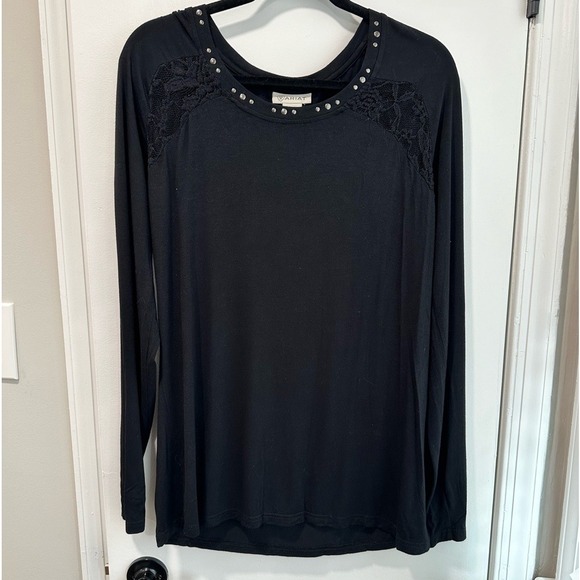 Ariat Black Long‎ Sleeve Top XL Lace Detail Studded Accents Casual - Picture 1 of 7